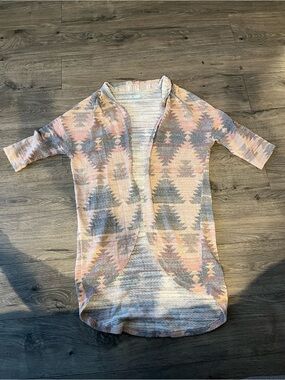 Maurices Open-Knit Cardigan in Soft Pink and Light Gray